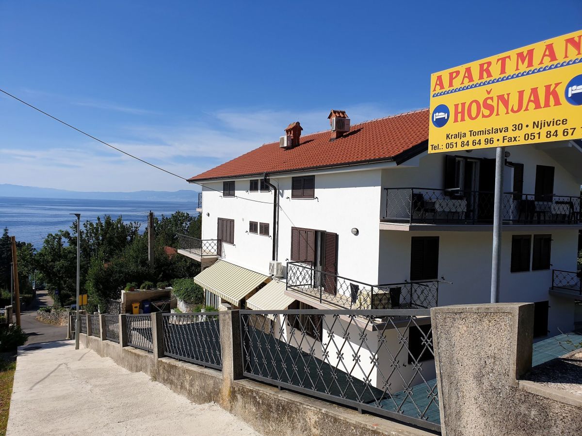 Holiday apartment Apartmani Hošnjak (4)