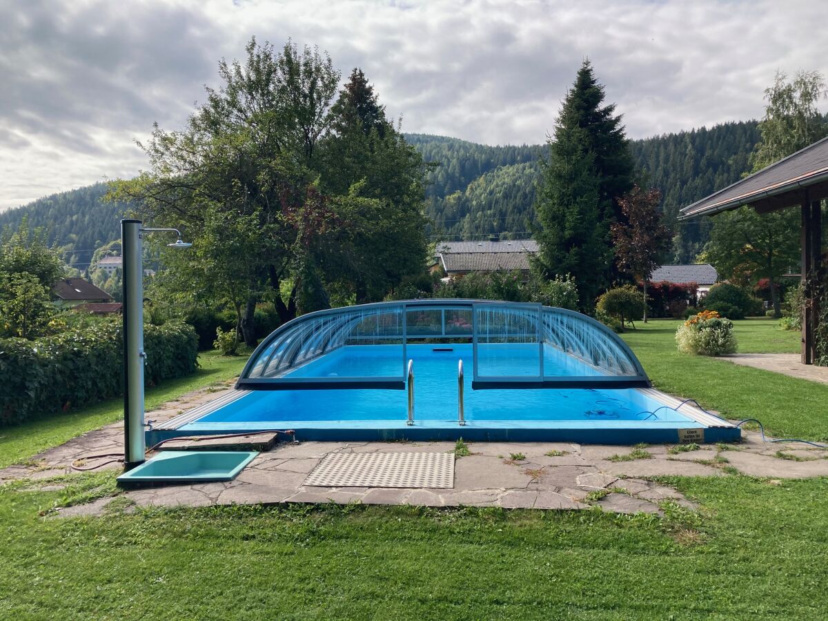 Cottage Bungalow with pool - Outdoor photo 4