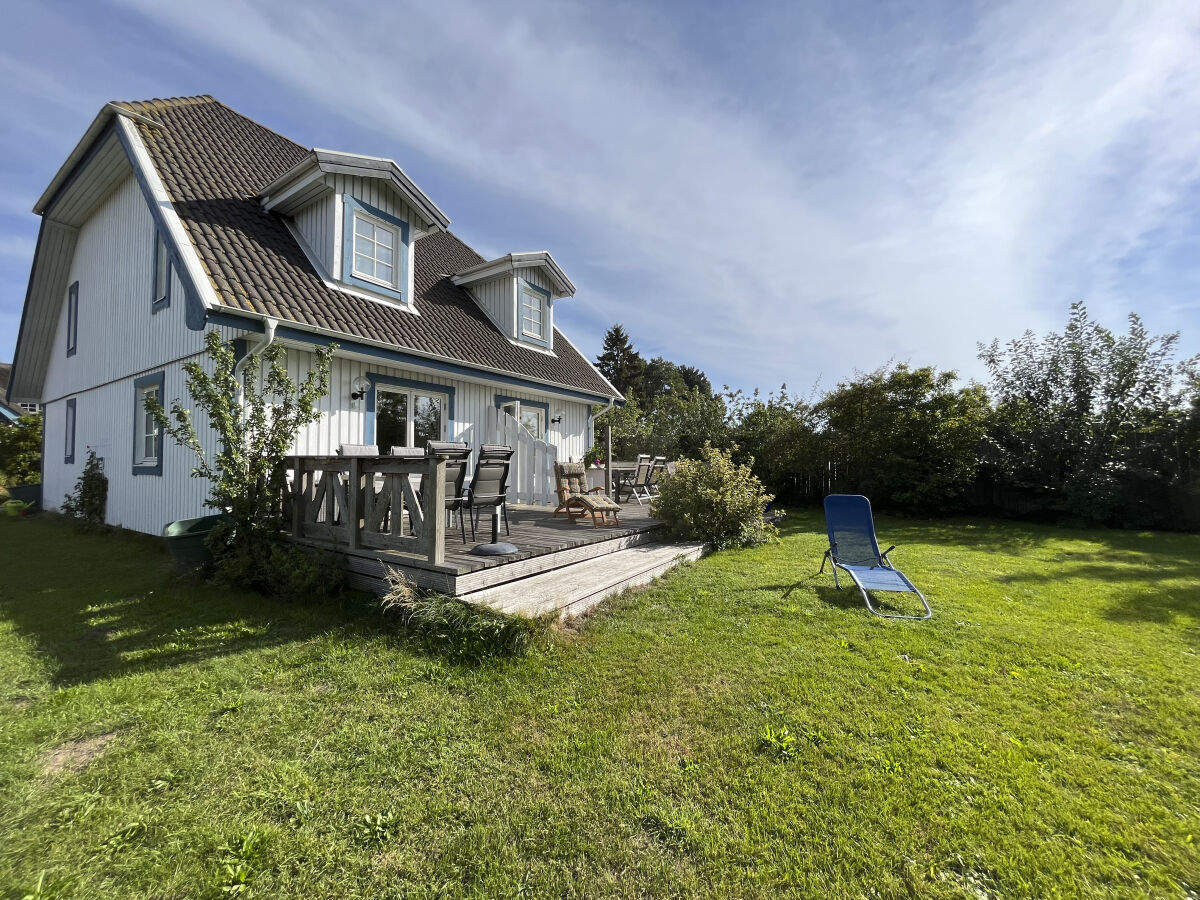 Holiday apartment Hus Utspann: sunset glow - Outdoor photo 3