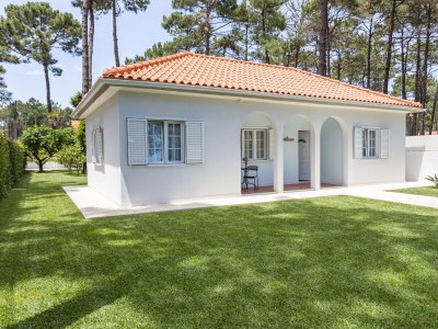 Holiday house Aroeira in Charneca da Caparica - Holiday house