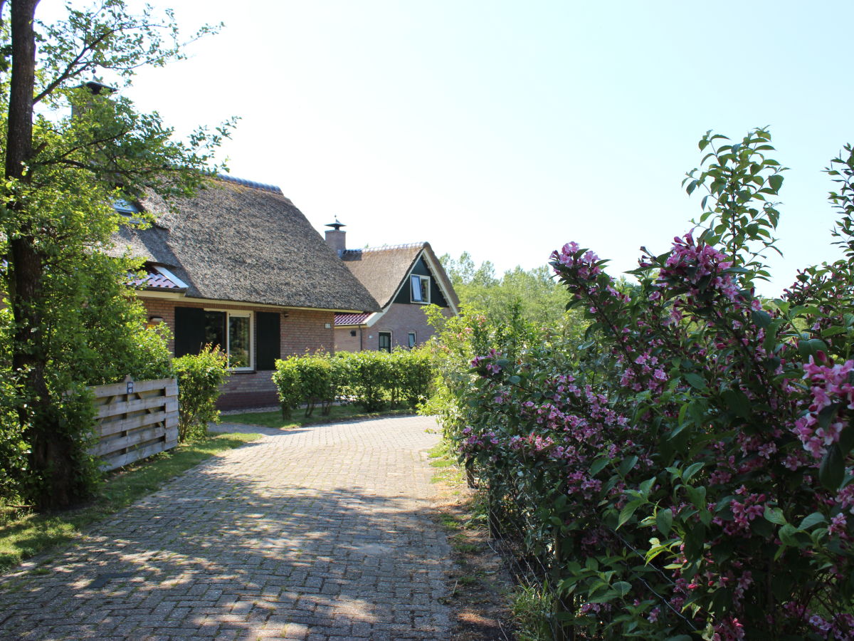 Holiday house Reetdach Eldorado - Outdoor photo 4