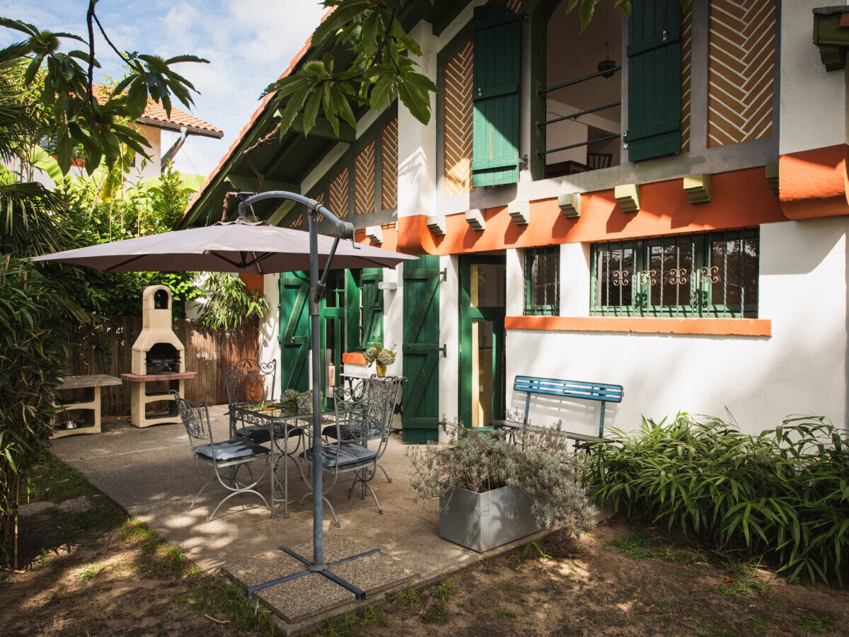 Holiday house "Petit Bazy", small house. - Outdoor photo 3