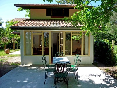 Holiday house "Petit Bazy", small house. - Outdoor photo 6