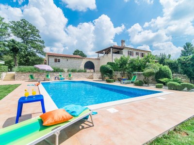 Villa Catarina Kringa in Tinjan - Villa