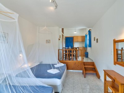 Apartment Plaka - Features photo 13