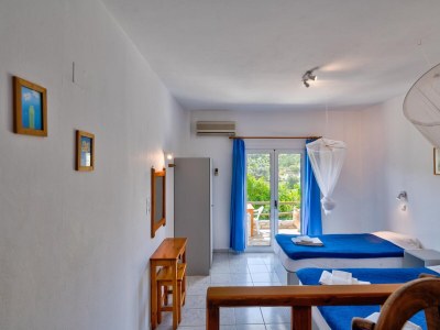 Apartment Plaka - Features photo 17