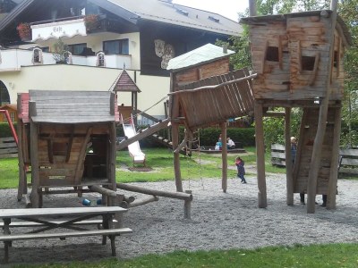 Holiday apartment Hüttenzauber mit Hallenbad - Environment photo 20