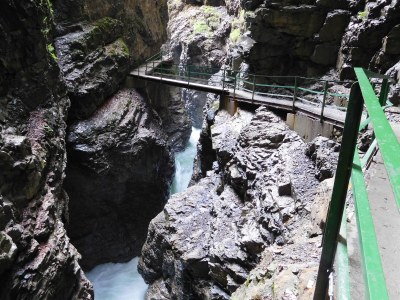 Holiday apartment Hüttenzauber mit Hallenbad - Environment photo 23