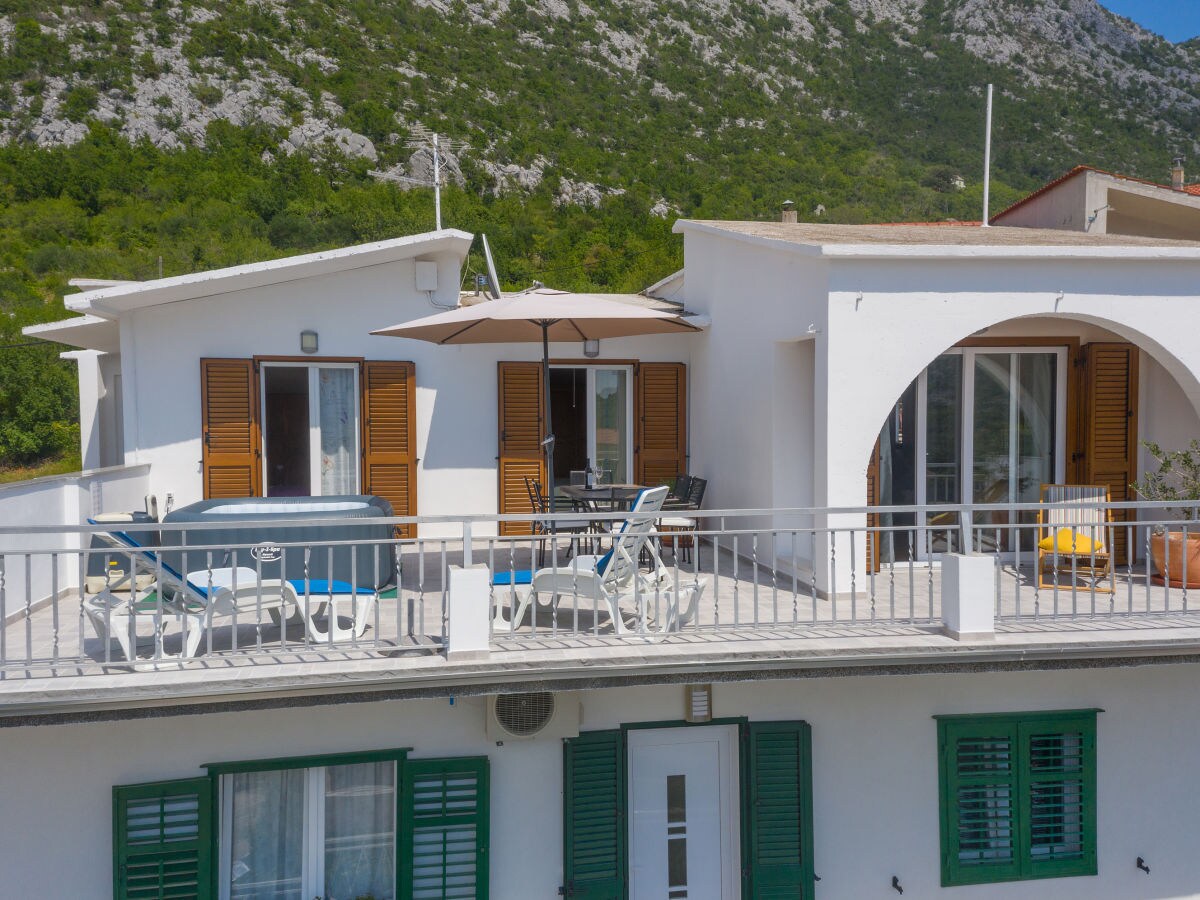 Holiday house Bella Vista-with jacuzzi - Outdoor photo 4