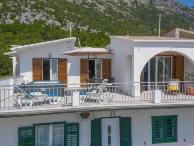 Holiday house Bella Vista-with jacuzzi - Outdoor photo 4