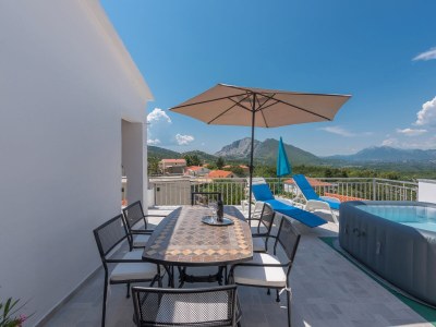 Holiday house Bella Vista-with jacuzzi - Outdoor photo 18