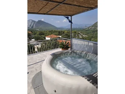Holiday house Bella Vista-with jacuzzi - Outdoor photo 30