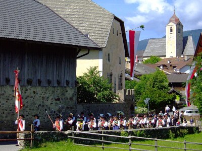 Apartment Living Suite - Environment photo 37