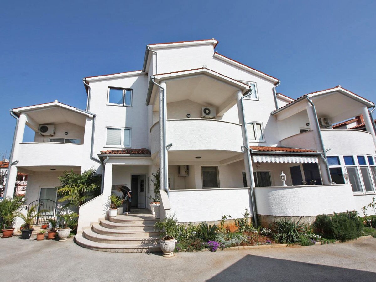 Holiday apartment G.35, 100 m from the beach - Outdoor photo 2