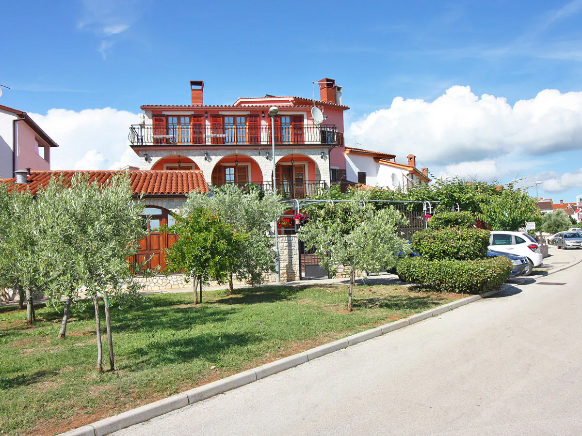 Holiday apartment N.35, 50 m from the beach - Outdoor photo 3