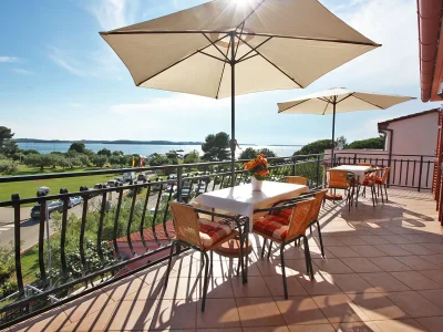 Holiday apartment N.35, 50 m from the beach in Fazana - Holiday apartment