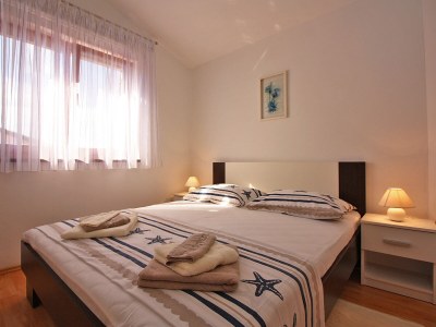 Holiday apartment N.35, 50 m from the beach - Features photo 9