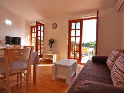 Holiday apartment N.35, 50 m from the beach - Features photo 16