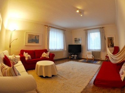 Holiday apartment Dreizimmerwohnung für 4 Personen, privater Parkplatz, Wifi - Features photo 7