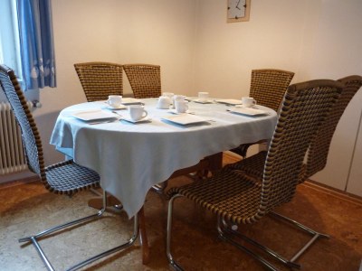 Holiday apartment Dreizimmerwohnung für 4 Personen, privater Parkplatz, Wifi - Features photo 13