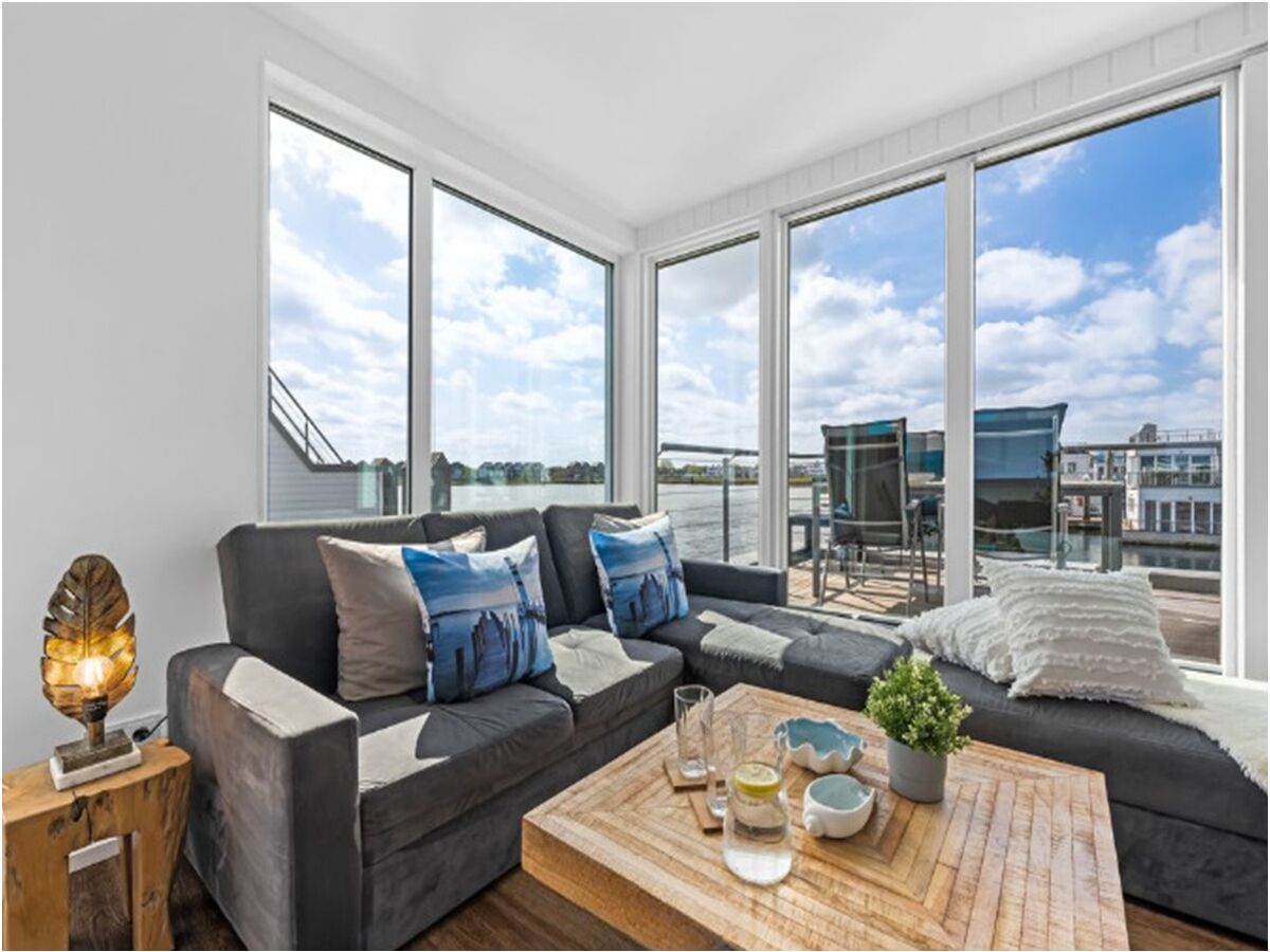 Holiday house Luxus Ferienwohnung im schwimmenden Haus