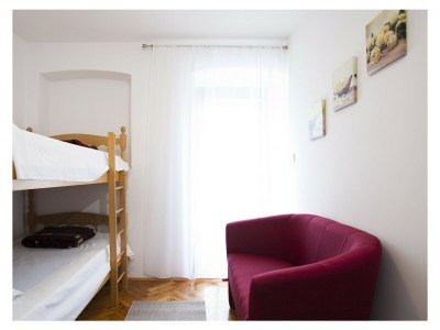 Holiday house Zlata – 3 Schlafzimmer, 50 m² große Terrasse mit Meerblick - Features photo 22