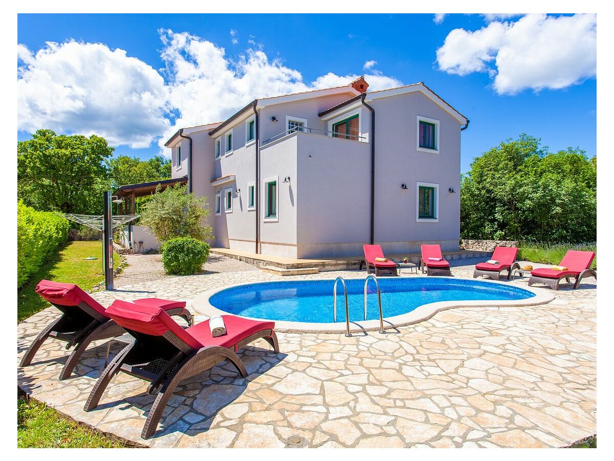 Villa Villa Tara with a beautiful heated pool - Outdoor photo 2