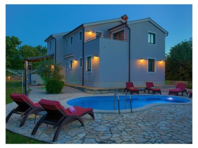 Villa Villa Tara with a beautiful heated pool - Outdoor photo 9