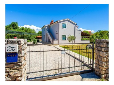 Villa Villa Tara with a beautiful heated pool - Outdoor photo 10