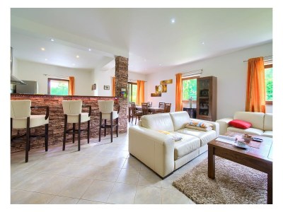 Villa Villa Tara with a beautiful heated pool - Features photo 17