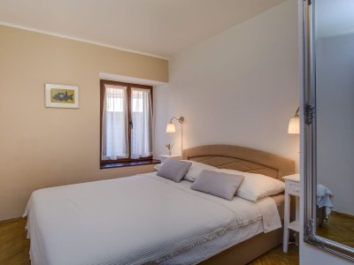 Holiday apartment Jelena 1 - Features photo 7