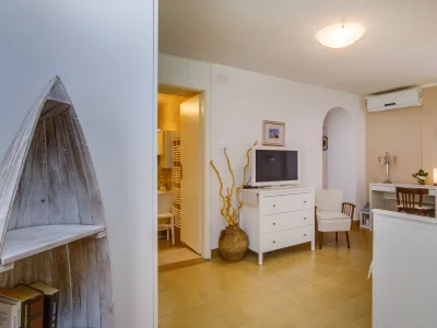 Holiday apartment Jelena 1 - Features photo 9