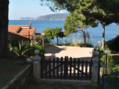 Villa Villa Tiziana sul Mare - Outdoor photo 2