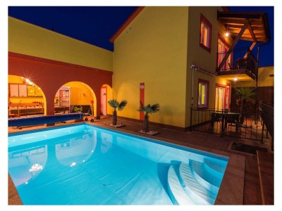 Holiday apartment Amarena with pool - Outdoor photo 2