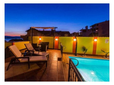 Holiday apartment Amarena with pool - Outdoor photo 7