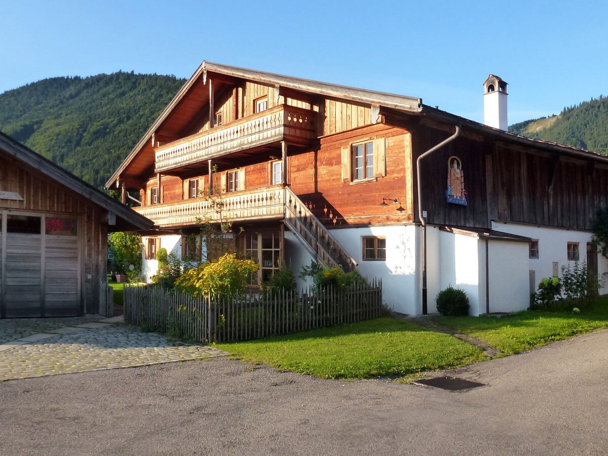 Holiday apartment Das Bergjuwel. - Outdoor photo 2