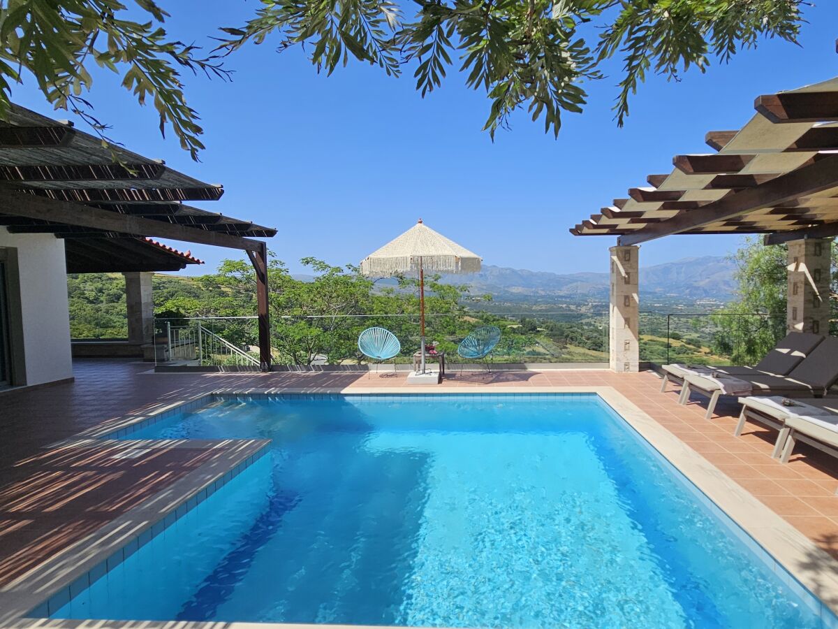 Villa Maffeo with vision