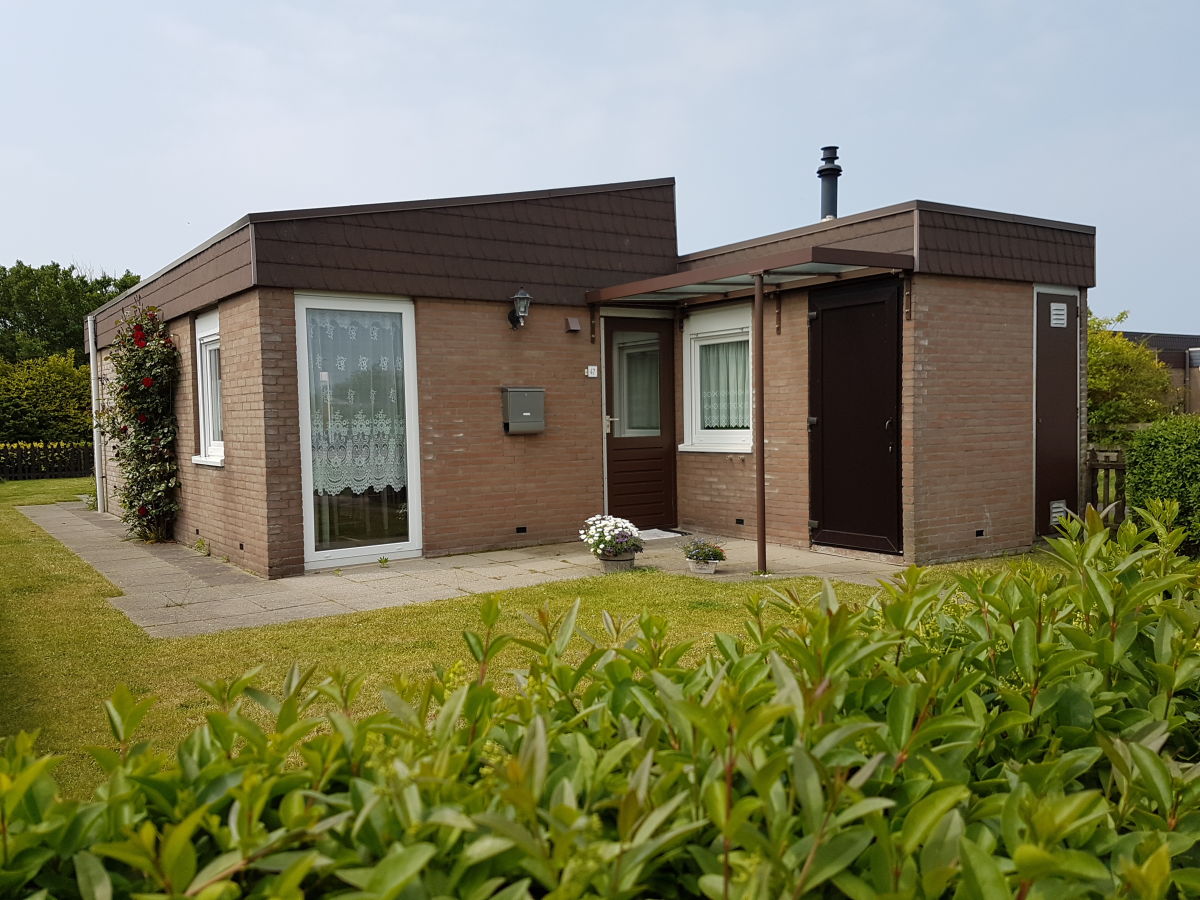 Holiday house De Blenck / Callantsoog - Outdoor photo 2