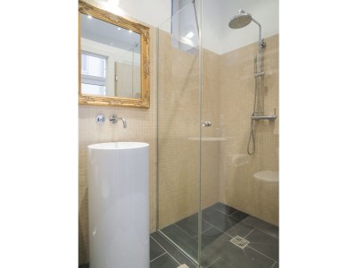 Apartment modern, elegant and quiet - Features photo 13