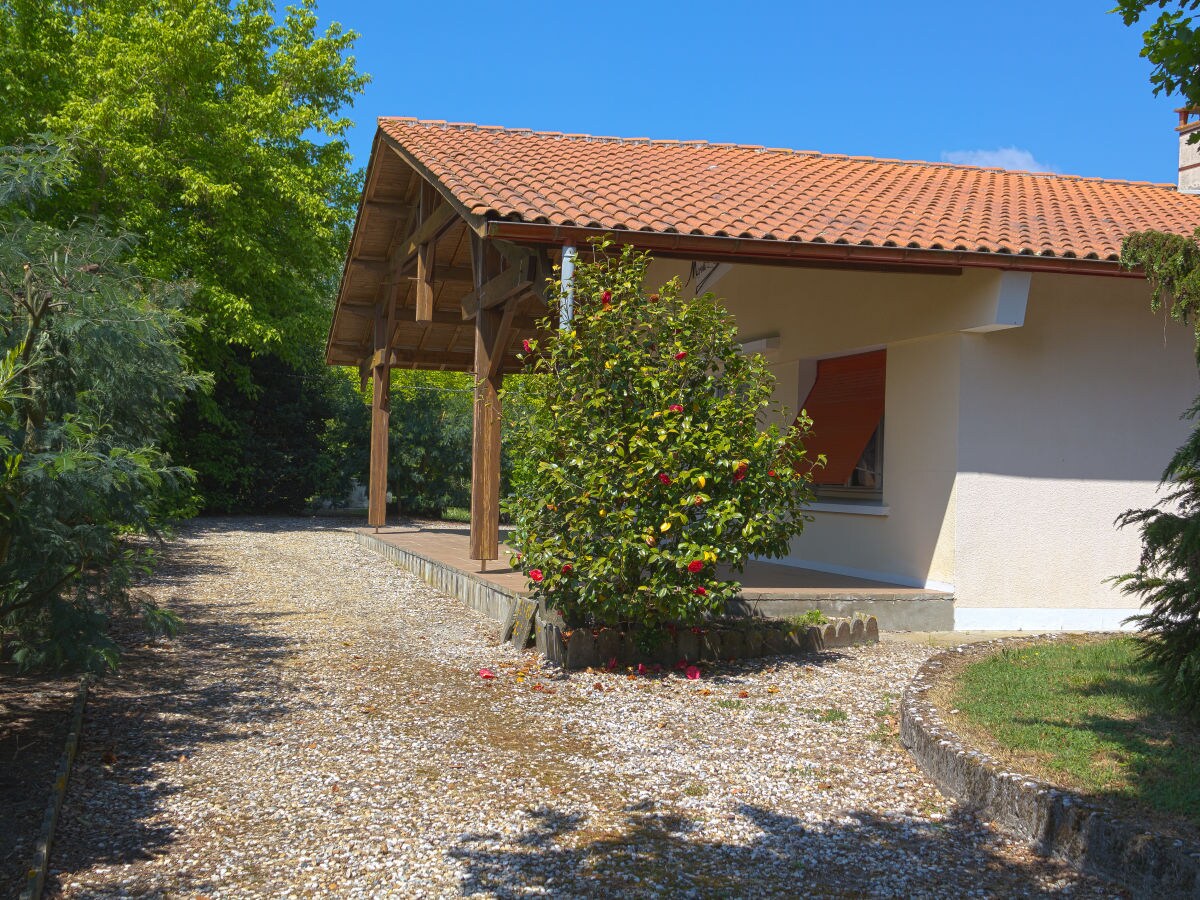 Holiday house by the sea - Outdoor photo 2