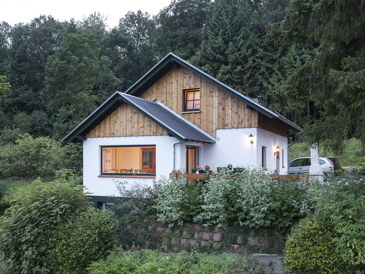 Holiday house "Waldfrieden" - Outdoor photo 2