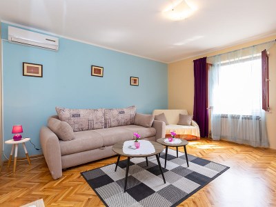 Holiday apartment Apartment Eva Funtana - Features photo 6