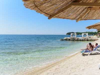 Holiday apartment Apartment Eva Funtana - Environment photo 16