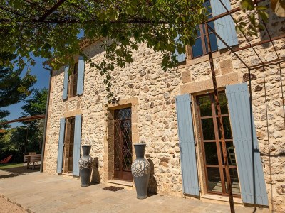 Holiday house Modern, lovingly decorated holiday house with large garden and pool - 687 UZE - Outdoor photo 5