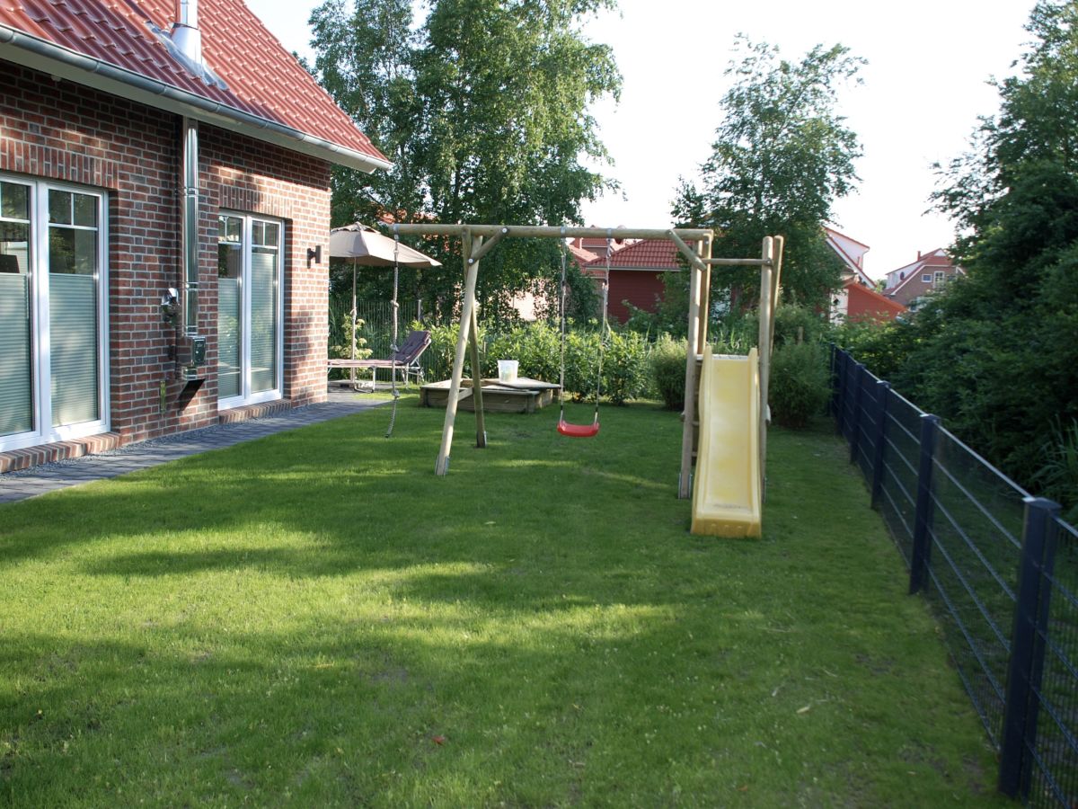 Holiday house Dat Roode Hus 39 - Outdoor photo 2