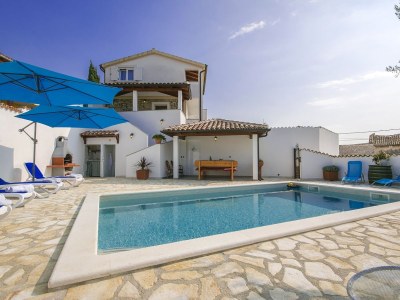 Holiday house Maria with pool in Porec - Holiday house