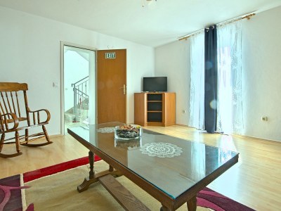 Holiday house Maria with pool - Features photo 7