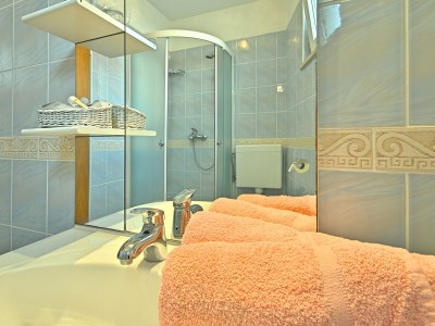 Holiday house Maria with pool - Features photo 17