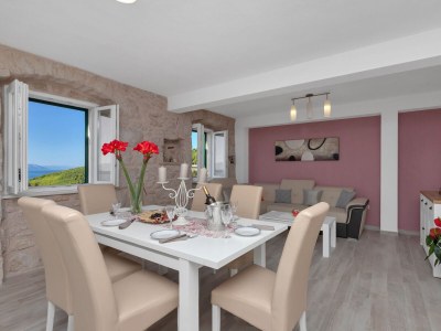 Holiday house Mia with pool - Features photo 19