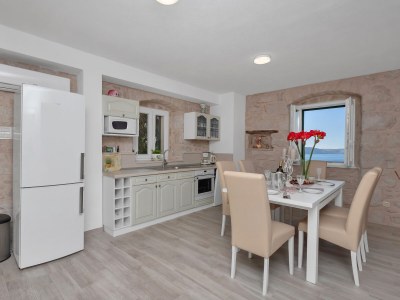 Holiday house Mia with pool - Features photo 21